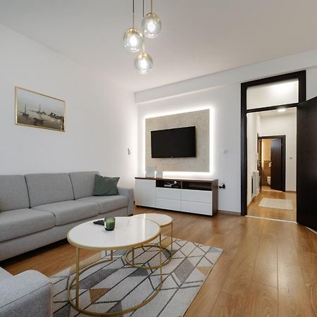 Apartman Square Trg Prijedor Exterior foto